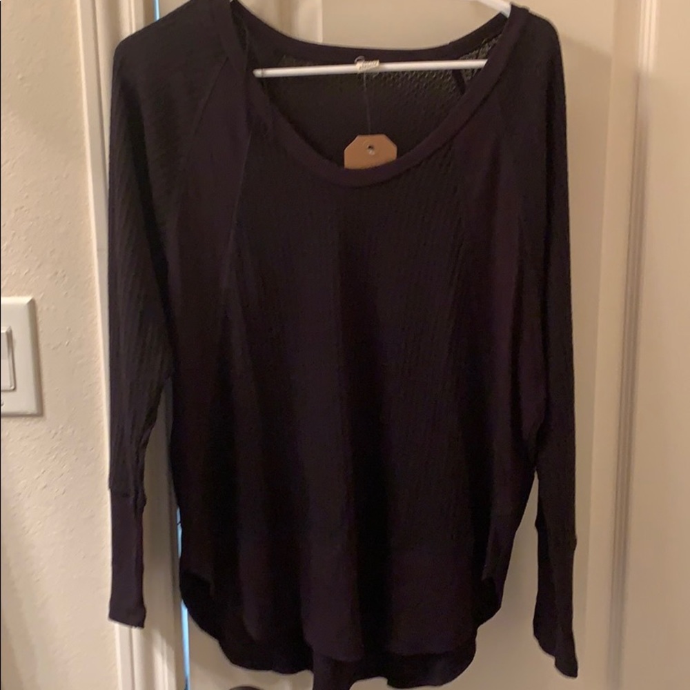 Lazy Sundays thermal knit top. Black & grey